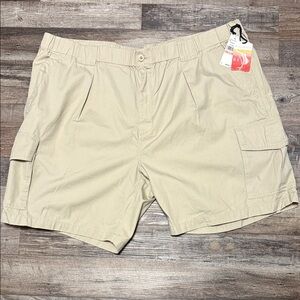 NWT Tommy Bahama Survivor Men’s Cargo Shorts in Light Khaki size 3XB